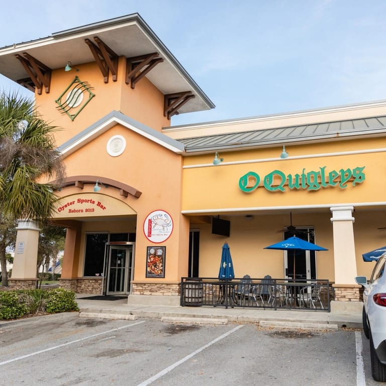 O’Quigley’s Seafood & Sports Bar